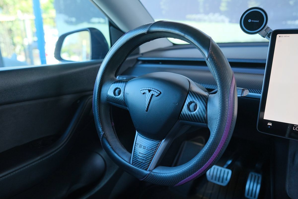 Used 2022 Tesla Model Y Performance AWD/4WD image 42