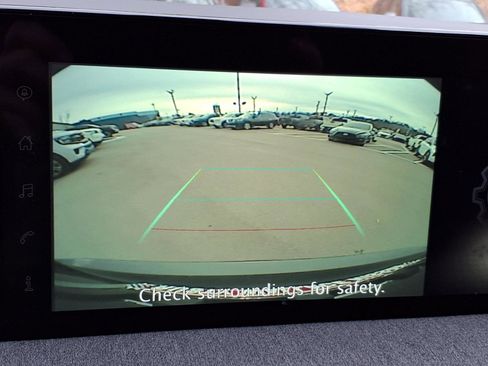 Certified 2025 Nissan Kicks SV image 18