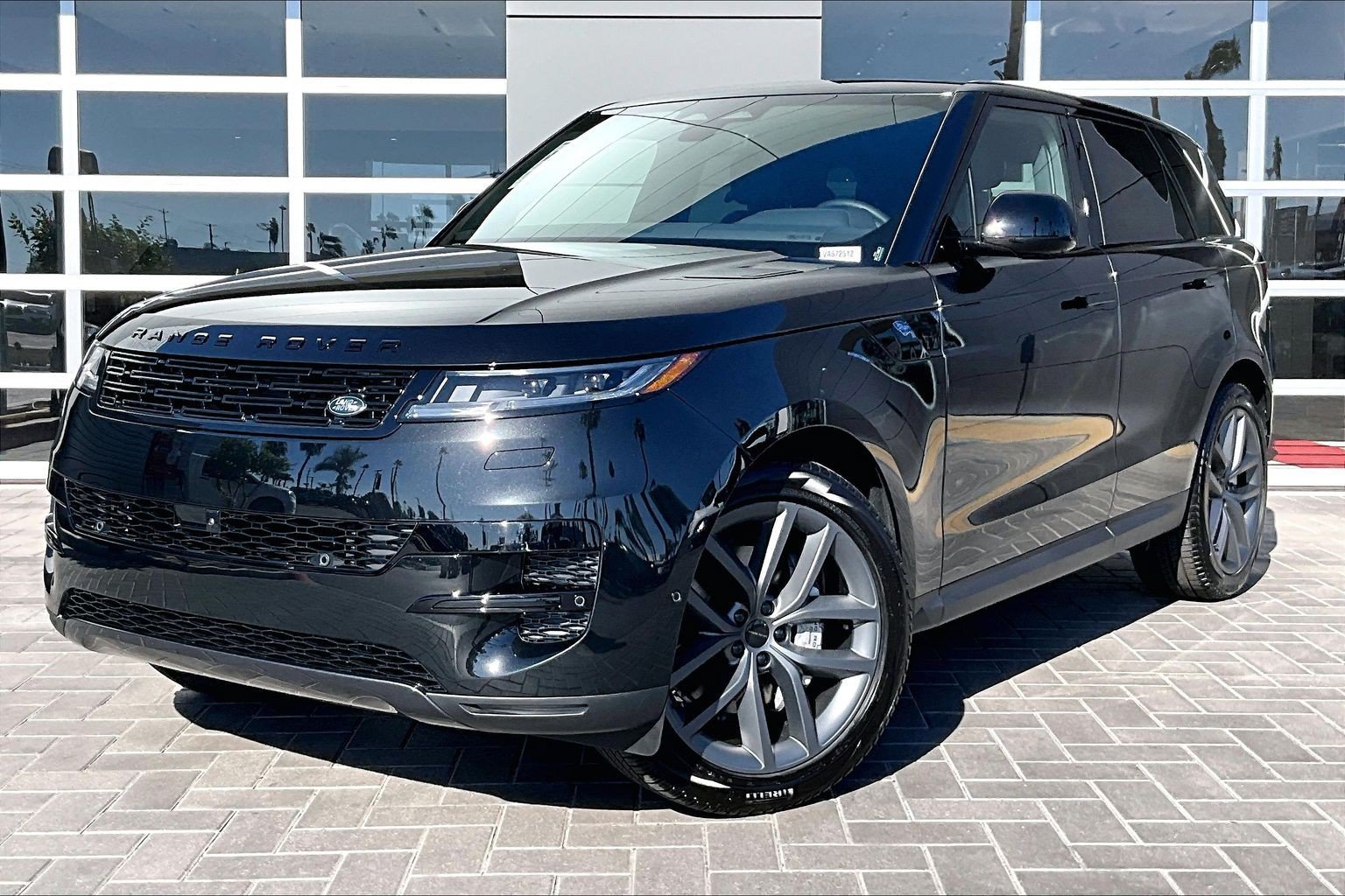 New 2027 Land Rover Range Rover Sport SE AWD/4WD image 1