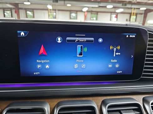 Certified 2025 Mercedes-Benz GLS 450 4MATIC image 24