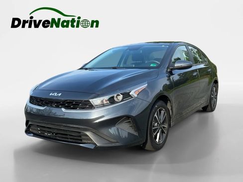 Used 2023 Kia Forte LXS w/ LXS Technology Package FWD image 1