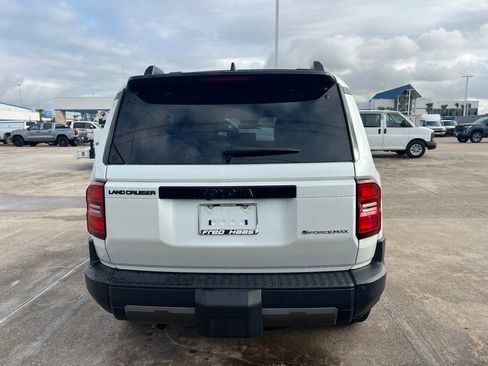 Used 2025 Toyota Land Cruiser w/ Premium Package AWD/4WD image 5