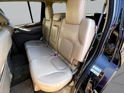 Used 2012 Nissan Pathfinder LE RWD image 21