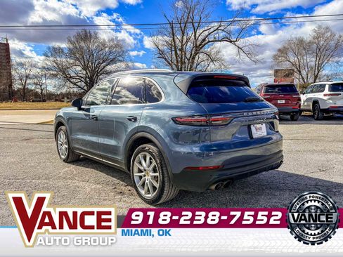 Used 2019 Porsche Cayenne S image 5
