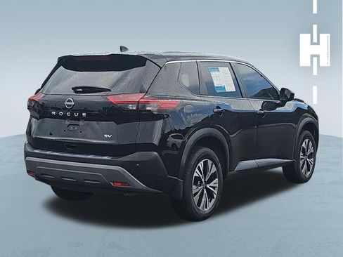 Used 2023 Nissan Rogue SV FWD image 4