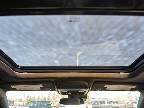 Used 2019 Cadillac XT4 Sport FWD image 17