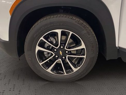 New 2026 Chevrolet TrailBlazer LT w/ Convenience Package AWD/4WD image 16