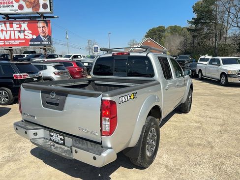 Used 2017 Nissan Frontier PRO-4X w/ Pro-4x Luxury Package image 5