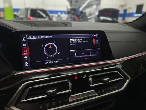 Used 2019 BMW X5 xDrive40i w/ Executive Package AWD/4WD image 31