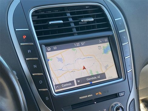 Used 2020 Lincoln Nautilus Reserve w/ Equipment Group 202A image 13