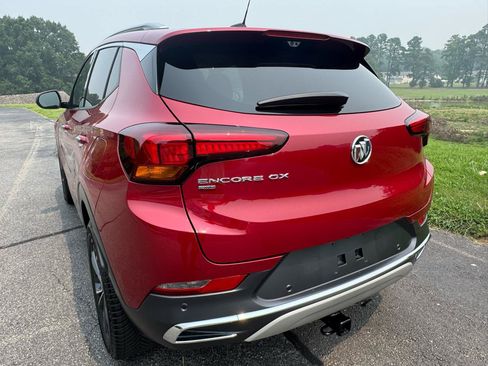 Used 2021 Buick Encore GX Essence w/ Advanced Technology Package AWD/4WD image 14