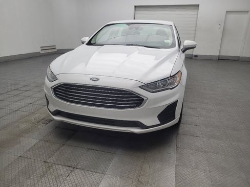 Used 2020 Ford Fusion SE FWD image 15