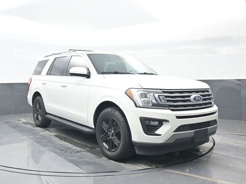 Used 2021 Ford Expedition XLT image 9