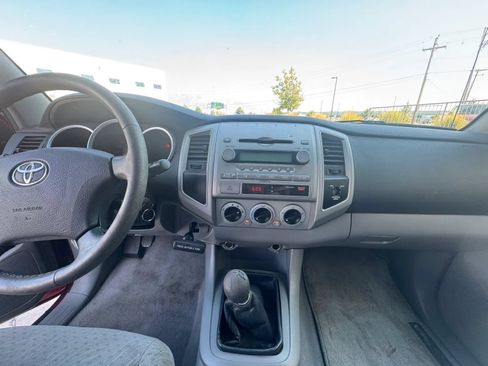 Used 2008 Toyota Tacoma PreRunner w/ SR5 Pkg #2 RWD image 10