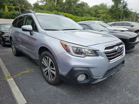 Used 2019 Subaru Outback 2.5i Limited AWD/4WD image 5