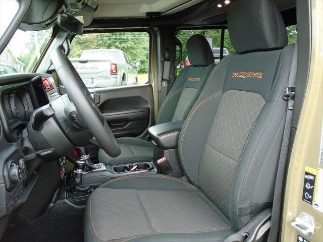 Certified 2026 Jeep Gladiator Mojave AWD/4WD image 7