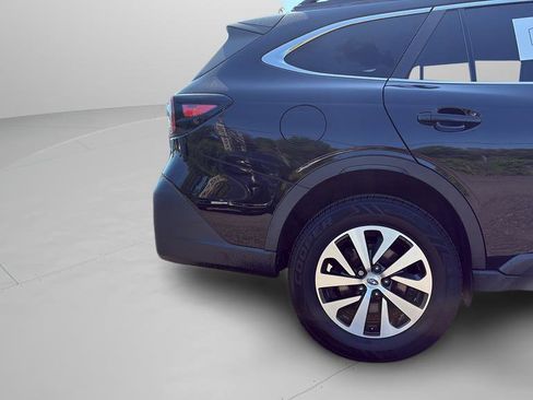 Used 2021 Subaru Outback Premium AWD/4WD image 30