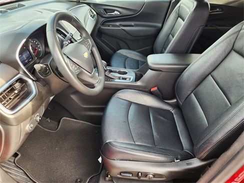 Used 2023 Chevrolet Equinox LT image 13