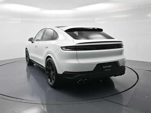New 2026 Porsche Cayenne Coupe image 29