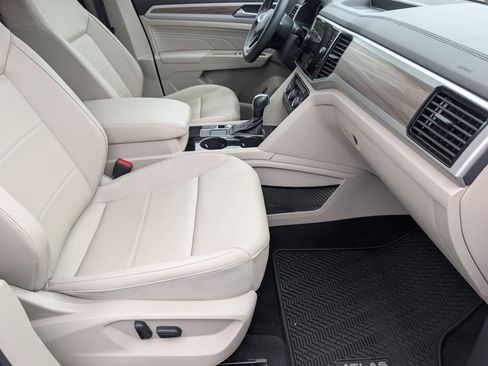 Used 2021 Volkswagen Atlas SEL FWD image 29