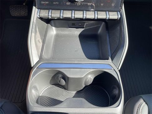 New 2026 GMC Terrain AT4 w/ Convenience Package III image 11