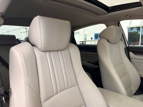 Used 2021 Honda Accord EX-L image 10