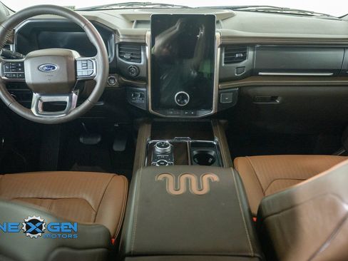 Used 2024 Ford Expedition Max King Ranch AWD/4WD image 33