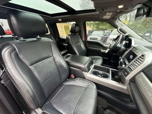 Used 2017 Ford F250 Lariat w/ Lariat Ultimate Package AWD/4WD image 25