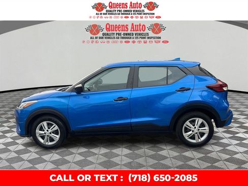 Used 2021 Nissan Kicks S FWD image 3