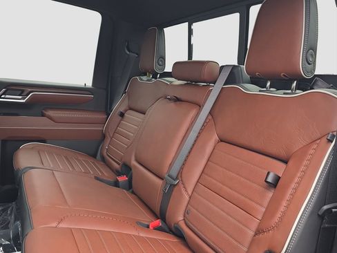 New 2026 GMC Sierra 2500 Denali Ultimate AWD/4WD image 12