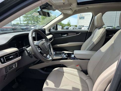 Used 2022 Lincoln Nautilus Reserve AWD/4WD image 34