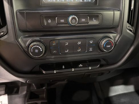 Used 2018 Chevrolet Silverado 1500 W/T w/ WT Convenience Package AWD/4WD image 13