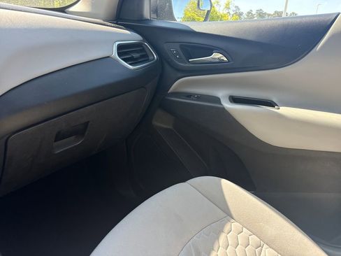 Used 2020 Chevrolet Equinox LS w/ LPO, Cargo Package image 31