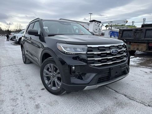 New 2026 Ford Explorer Active w/ Active Comfort Package image 1