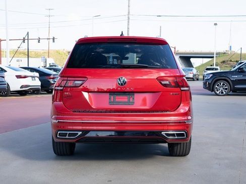 Used 2024 Volkswagen Tiguan SEL R-Line image 5