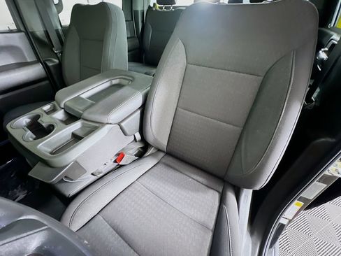 Used 2024 Chevrolet Silverado 2500 Custom w/ Custom Value Package image 19