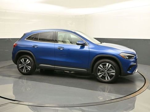 New 2025 Mercedes-Benz GLA 250 image 17