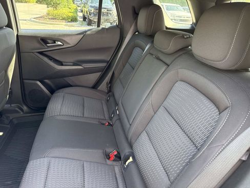 Used 2026 Chevrolet Equinox LT FWD image 11
