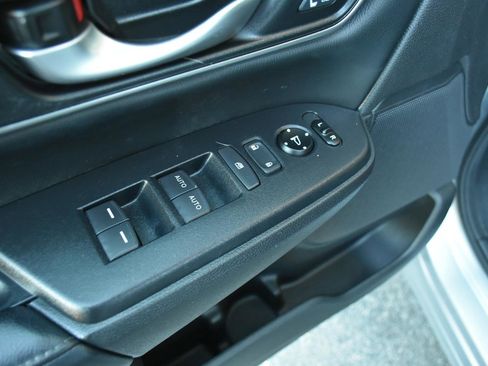 Used 2019 Honda CR-V EX-L image 30