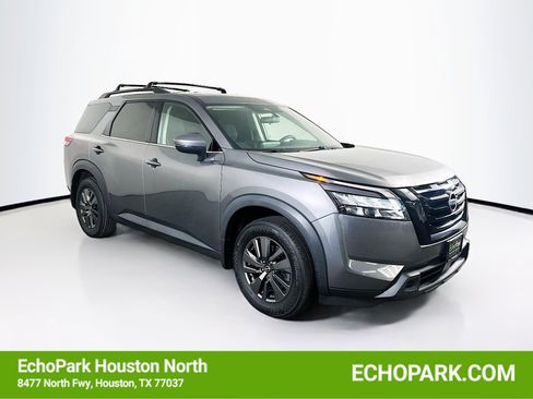 Used 2024 Nissan Pathfinder SV w/ SV Premium Package AWD/4WD image 1