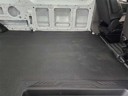 New 2025 Ford Transit 250 Low Roof image 21