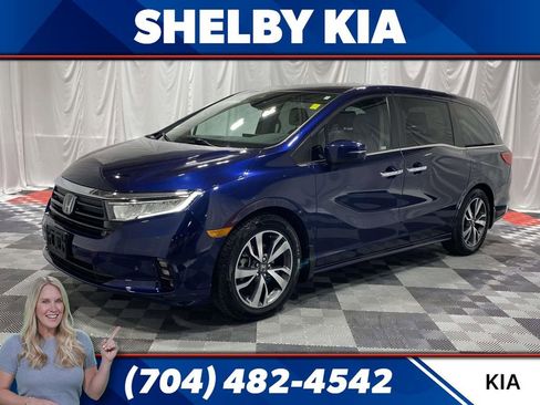 Used 2023 Honda Odyssey Touring image 1