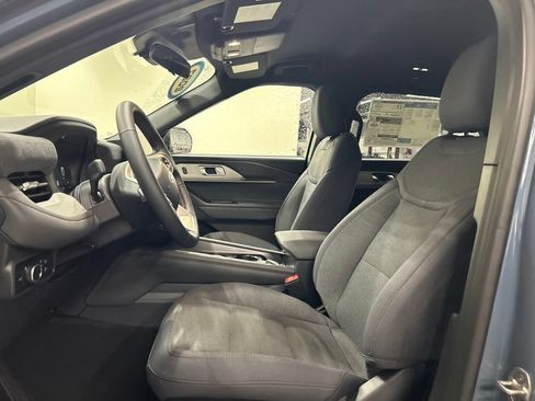 New 2027 Ford Explorer Active AWD/4WD image 10