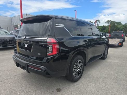 Certified 2025 Nissan Armada SL AWD/4WD image 4