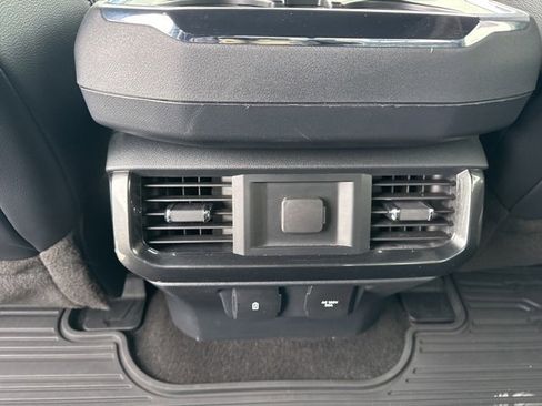 Used 2021 Ford F150 Lariat image 14