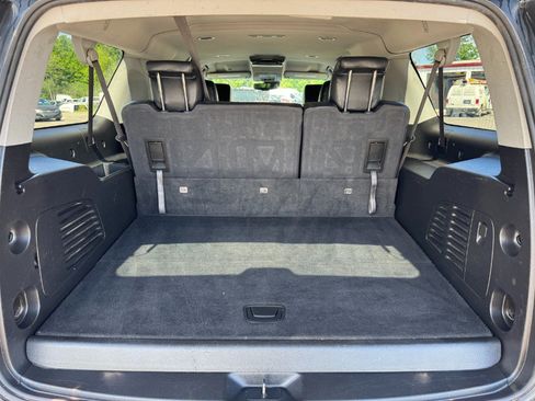 Used 2019 Chevrolet Suburban LS w/ Max Trailering Package AWD/4WD image 18