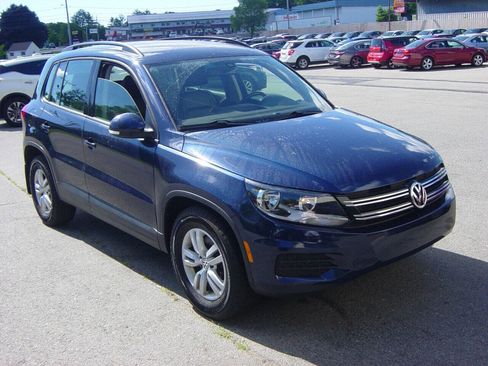 Used 2016 Volkswagen Tiguan S AWD/4WD image 3