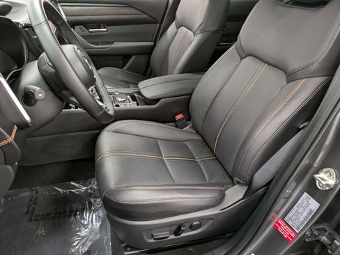 Certified 2025 MAZDA CX-50 AWD 2.5 S w/ Premium Plus Pkg image 13