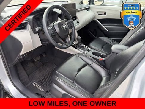 Certified 2025 Toyota Corolla Cross L FWD image 14