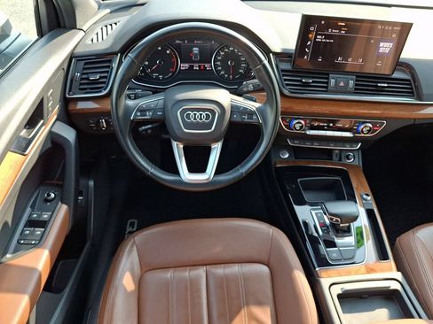 Used 2021 Audi Q5 2.0T Premium AWD/4WD image 12